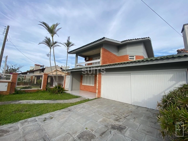 Excelente sobrado à venda no Centro de Xangri-Lá : 2ª foto da galeria de imagens do imóvel