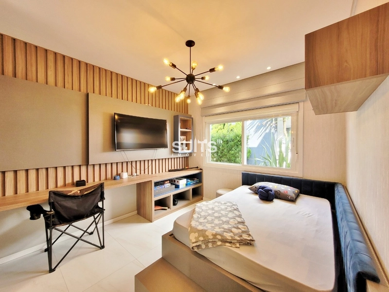 Linda casa de esquina e vista para o lago no condomínio Enseada: 35ª foto da galeria de imagens do imóvel