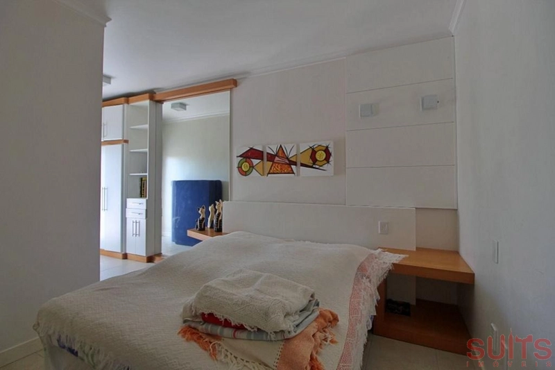 Mansão com 4 terrenos na praia de Noiva do mar a 100 metros do mar.: 37ª foto da galeria de imagens do imóvel