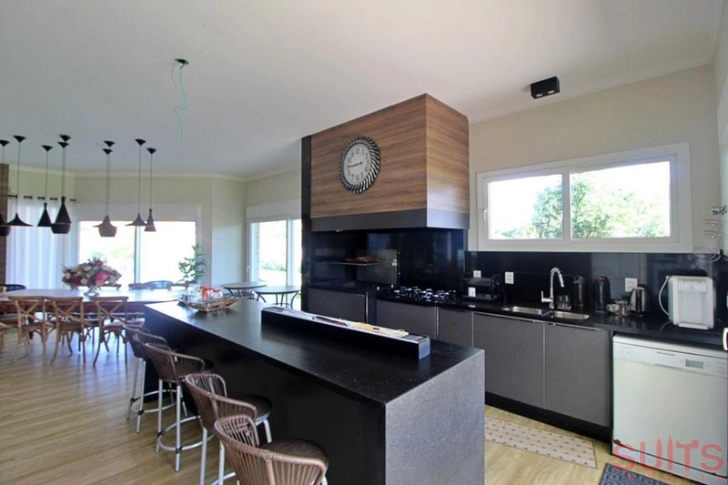 Mansão com 4 terrenos na praia de Noiva do mar a 100 metros do mar.: 18ª foto da galeria de imagens do imóvel