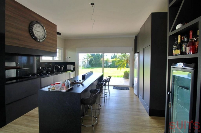 Mansão com 4 terrenos na praia de Noiva do mar a 100 metros do mar.: 17ª foto da galeria de imagens do imóvel