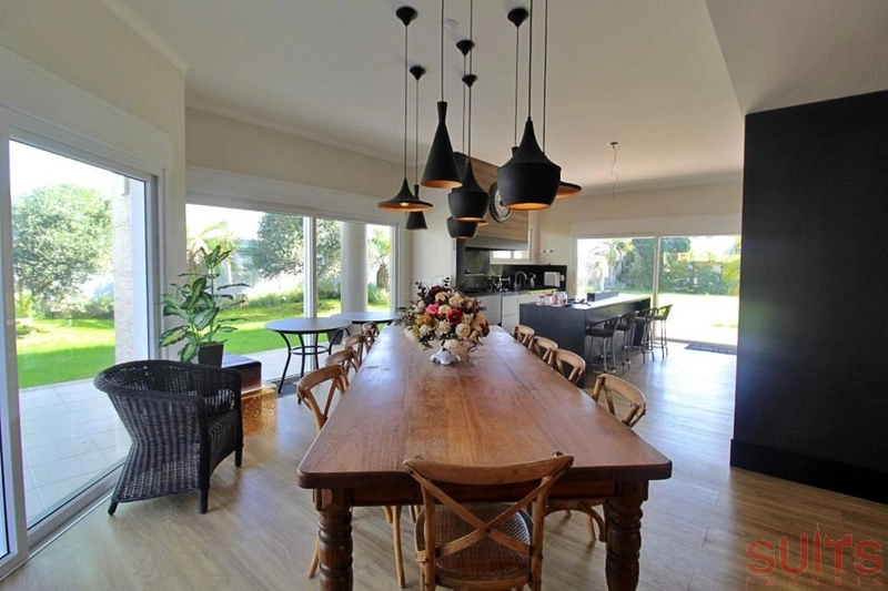 Mansão com 4 terrenos na praia de Noiva do mar a 100 metros do mar.: 16ª foto da galeria de imagens do imóvel