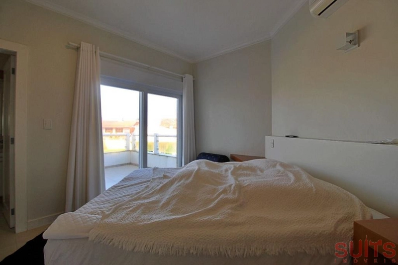 Mansão com 4 terrenos na praia de Noiva do mar a 100 metros do mar.: 26ª foto da galeria de imagens do imóvel