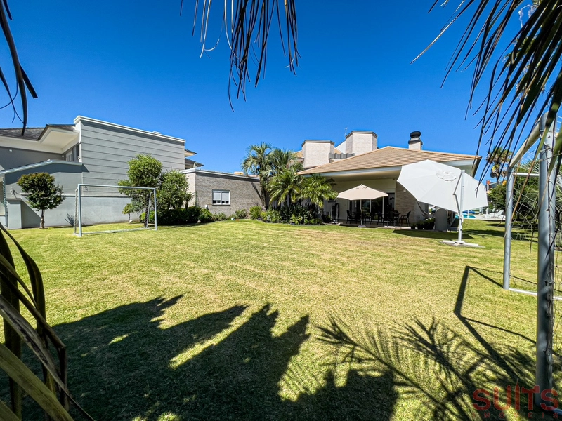 Mansão com 4 terrenos na praia de Noiva do mar a 100 metros do mar.: 6ª foto da galeria de imagens do imóvel