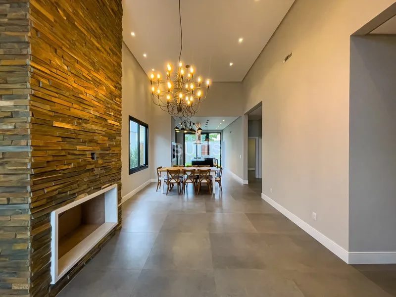 Belíssima residência à venda no condomínio Acqualina: 2ª foto da galeria de imagens do imóvel