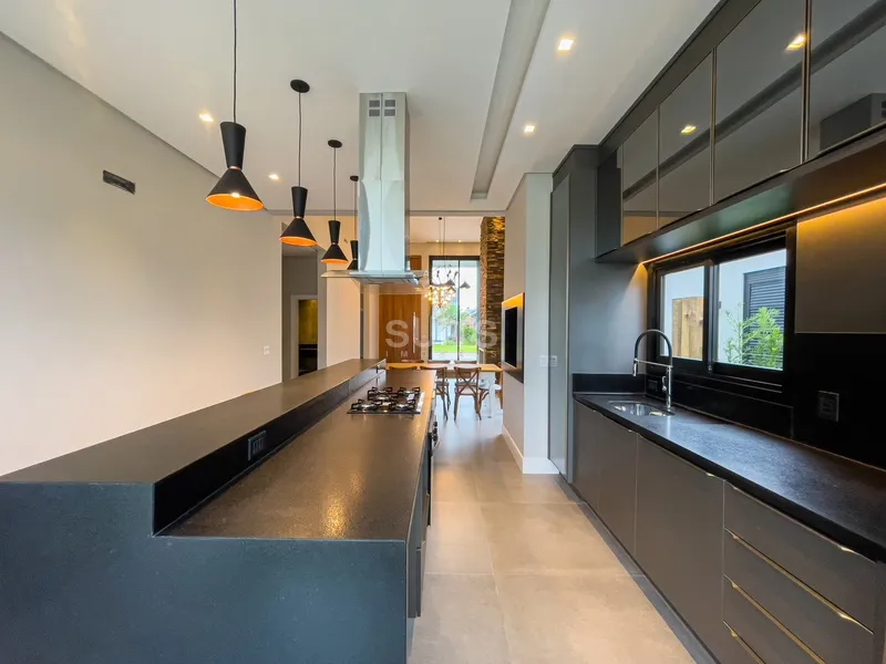 Belíssima residência à venda no condomínio Acqualina: 11ª foto da galeria de imagens do imóvel