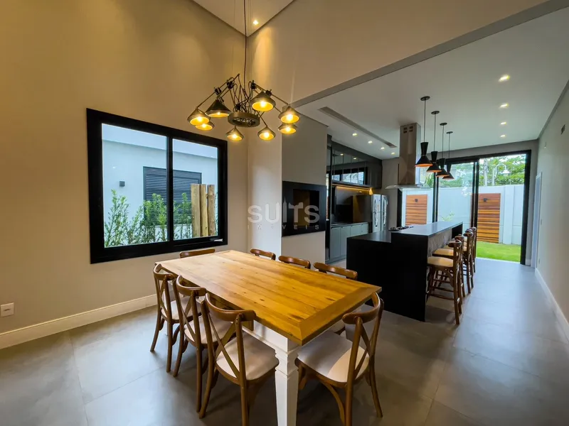 Belíssima residência à venda no condomínio Acqualina: 5ª foto da galeria de imagens do imóvel