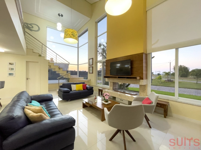 Lindo sobrado de esquina próximo a lagoa no Condomínio Lagoa do Passo: 2ª foto da galeria de imagens do imóvel