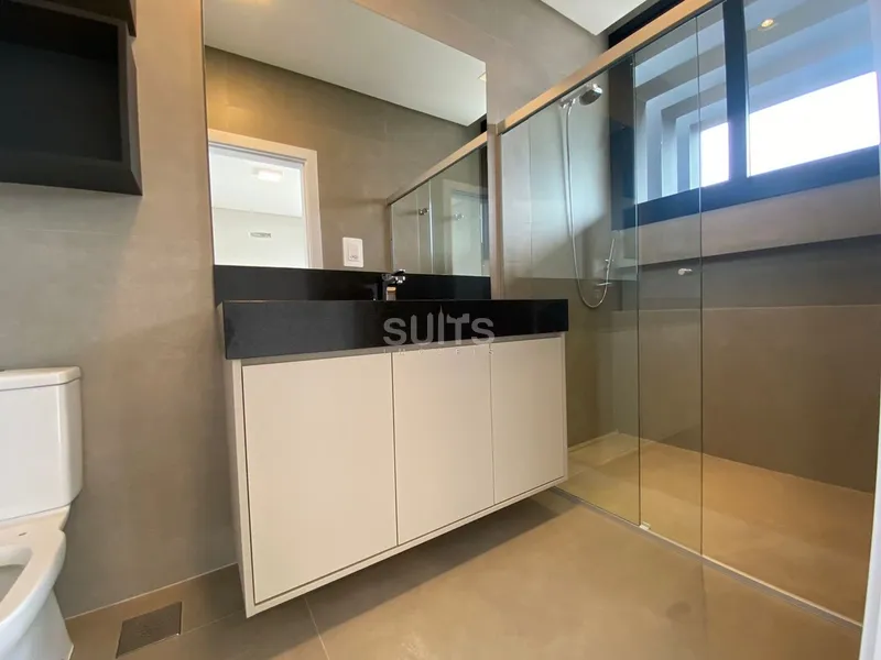 Incrível sobrado à beira do lago no condomínio Malibu: 23ª foto da galeria de imagens do imóvel