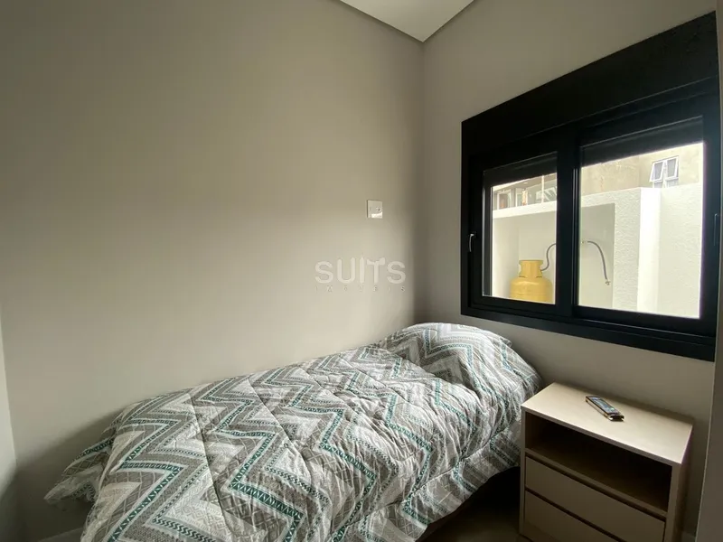 Incrível sobrado à beira do lago no condomínio Malibu: 25ª foto da galeria de imagens do imóvel