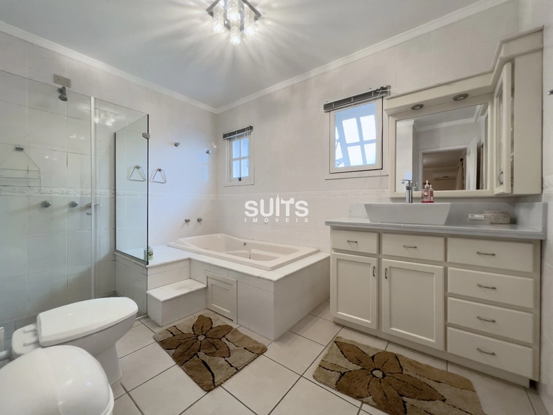 Linda mansão à venda no condomínio Lagos Park em Atlântida: 34ª foto da galeria de imagens do imóvel