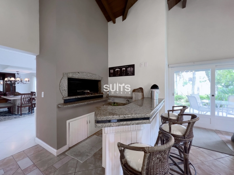 Linda mansão à venda no condomínio Lagos Park em Atlântida: 4ª foto da galeria de imagens do imóvel