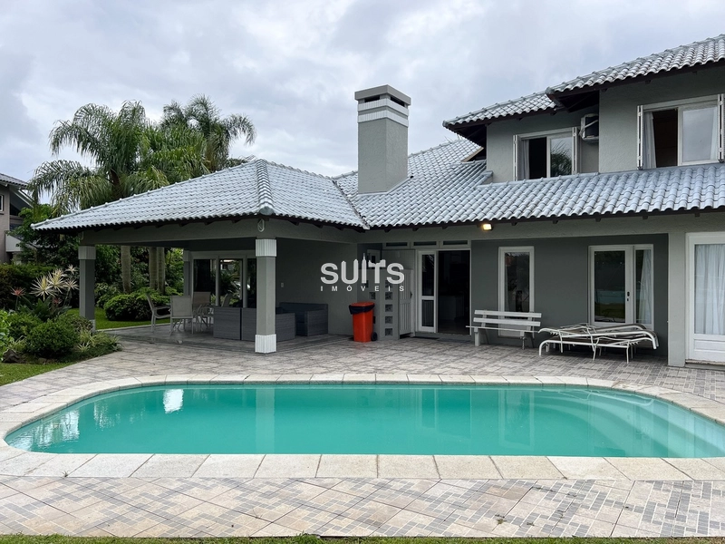 Linda mansão à venda no condomínio Lagos Park em Atlântida: 42ª foto da galeria de imagens do imóvel