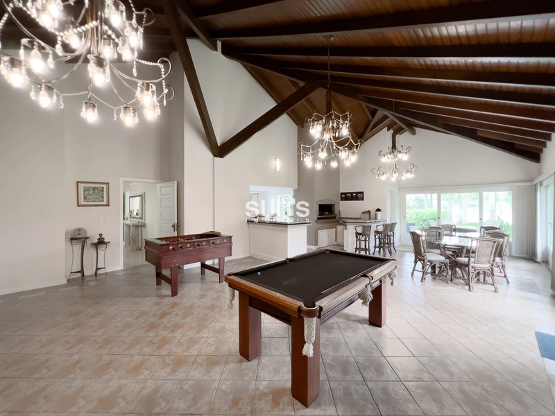 Linda mansão à venda no condomínio Lagos Park em Atlântida: 8ª foto da galeria de imagens do imóvel