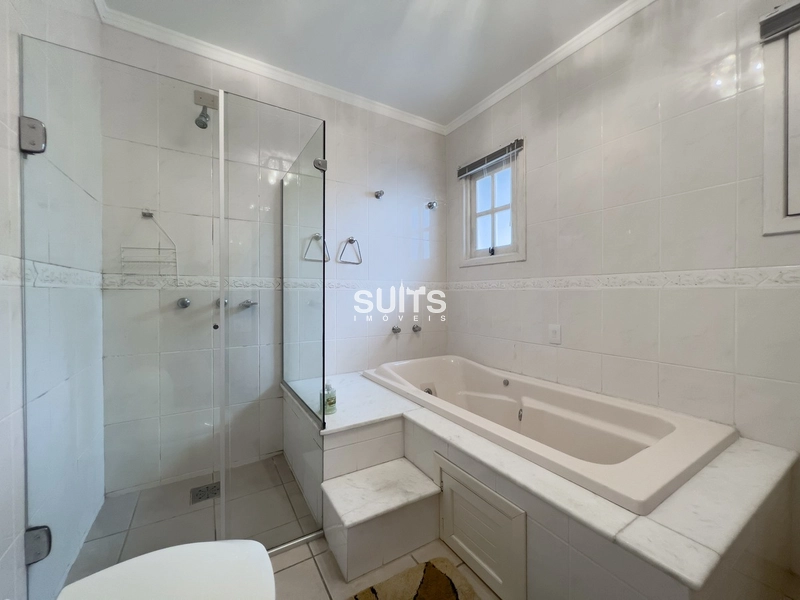 Linda mansão à venda no condomínio Lagos Park em Atlântida: 35ª foto da galeria de imagens do imóvel