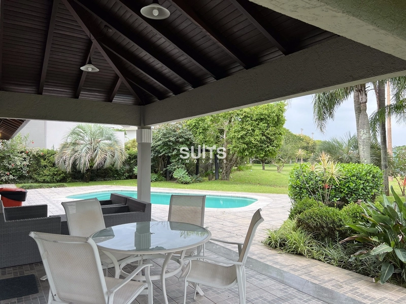 Linda mansão à venda no condomínio Lagos Park em Atlântida: 38ª foto da galeria de imagens do imóvel