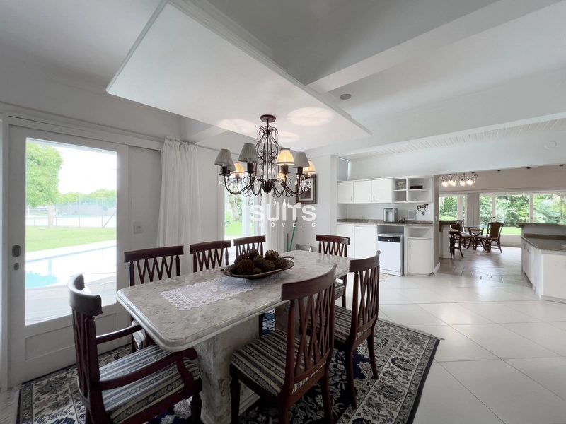 Linda mansão à venda no condomínio Lagos Park em Atlântida: 12ª foto da galeria de imagens do imóvel