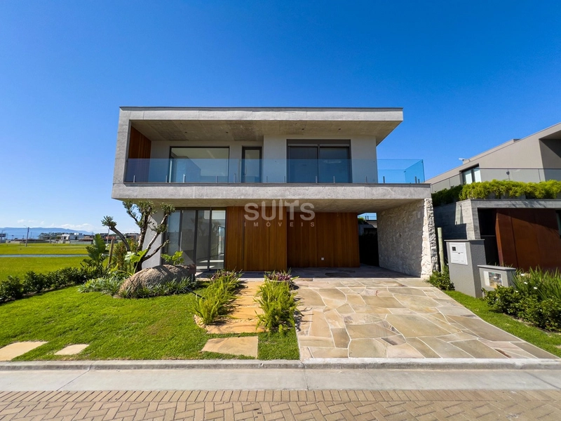 Excelente casa à venda no condomínio Amare em Xangri-lá: 2ª foto da galeria de imagens do imóvel