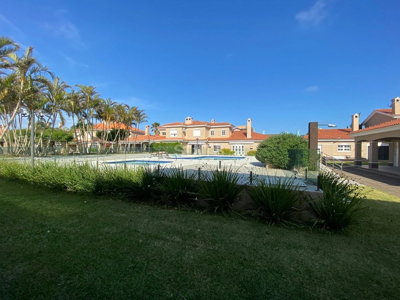 Excelente sobrado à venda no Villas Resort : 35ª foto da galeria de imagens do imóvel