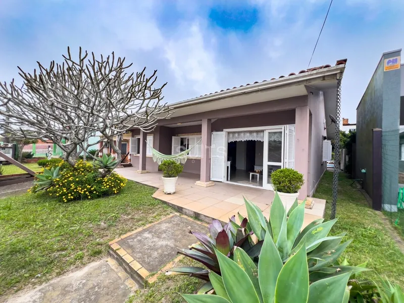 Excelente casa com 02 terrenos na praia de Noiva do Mar: 2ª foto da galeria de imagens do imóvel