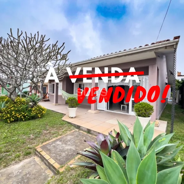 Excelente casa com 02 terrenos na praia de Noiva do Mar: 1ª foto da galeria de imagens do imóvel