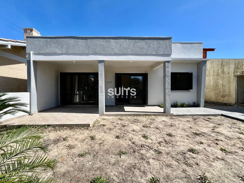 Excelente Casa na Praia com Forro em Laje Próximo ao Mar: 3ª foto da galeria de imagens do imóvel