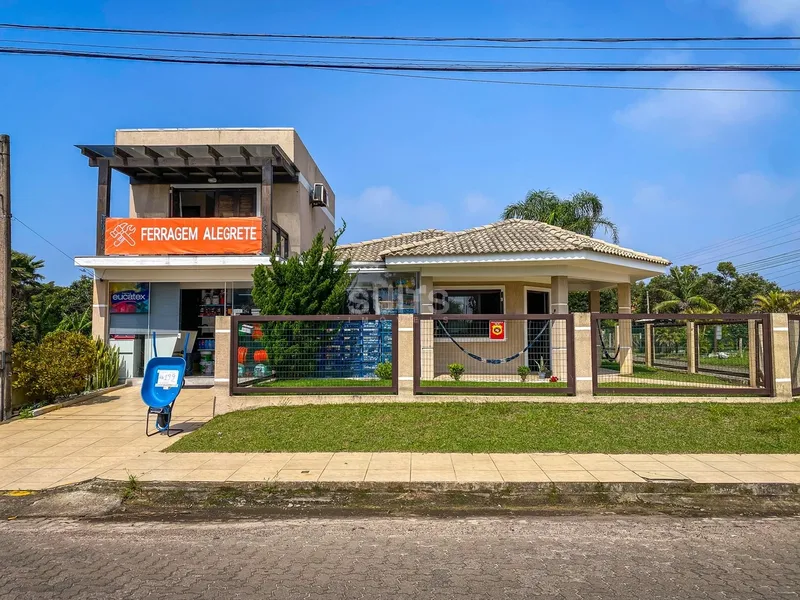 Casa de esquina em excelente localização na praia do Remanso: 2ª foto da galeria de imagens do imóvel