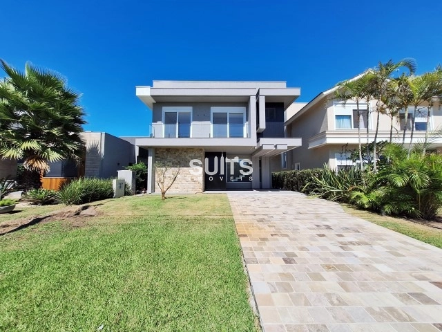 Excelente sobrado à venda no condomínio Acqualina em Xangri-lá: 1ª foto da galeria de imagens do imóvel