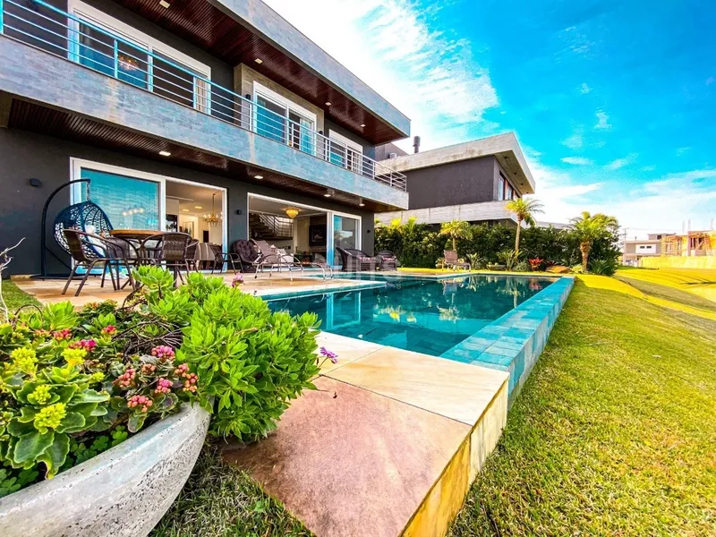 Sobrado de alto padrão beira-lago no condomínio Celebration: 30ª foto da galeria de imagens do imóvel