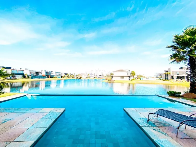 Sobrado de alto padrão beira-lago no condomínio Celebration: 27ª foto da galeria de imagens do imóvel