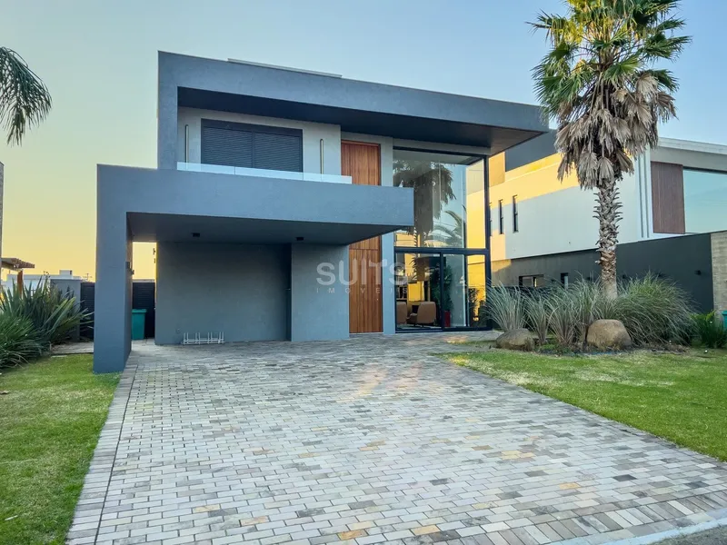 Excelente sobrado beira lago no condomínio Celebration: 2ª foto da galeria de imagens do imóvel