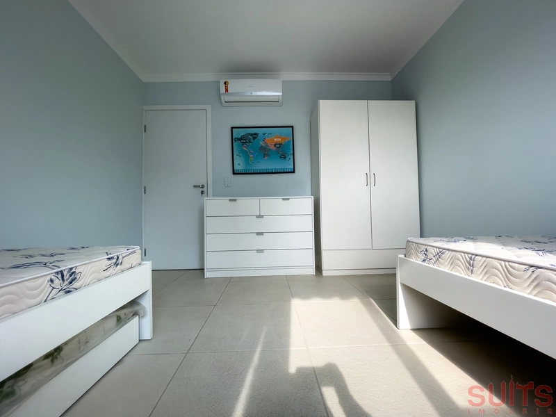 Lindíssimo sobrado padrão AAA no condomínio Villaggio Atlântida: 27ª foto da galeria de imagens do imóvel