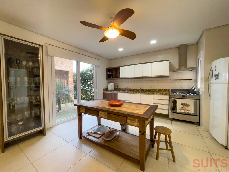 Lindíssimo sobrado padrão AAA no condomínio Villaggio Atlântida: 21ª foto da galeria de imagens do imóvel