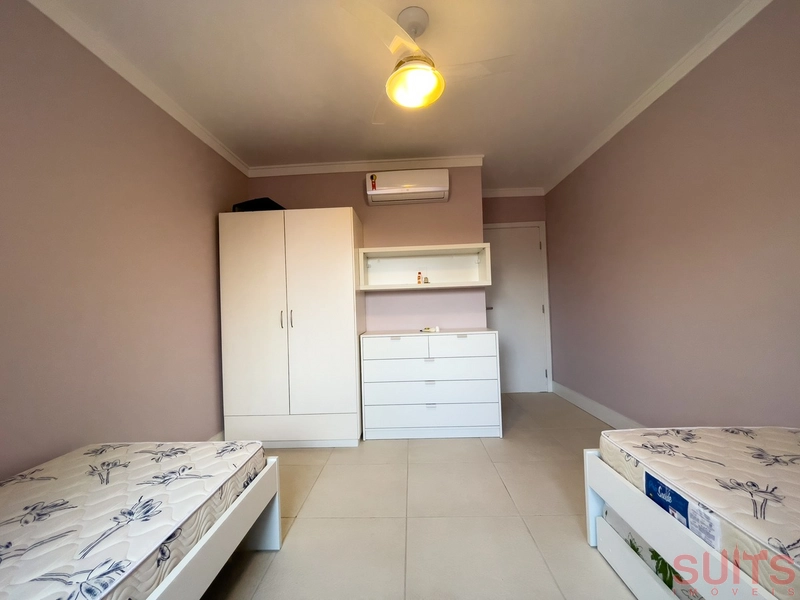 Lindíssimo sobrado padrão AAA no condomínio Villaggio Atlântida: 30ª foto da galeria de imagens do imóvel