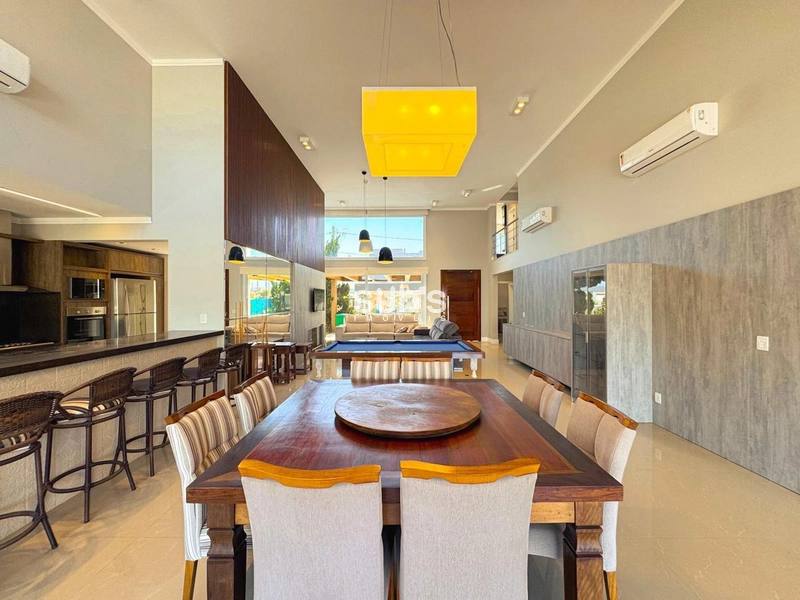 Excelente sobrado beira lago à venda no condomínio Malibu: 9ª foto da galeria de imagens do imóvel