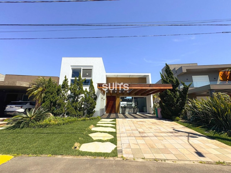 Excelente sobrado beira lago à venda no condomínio Malibu: 3ª foto da galeria de imagens do imóvel