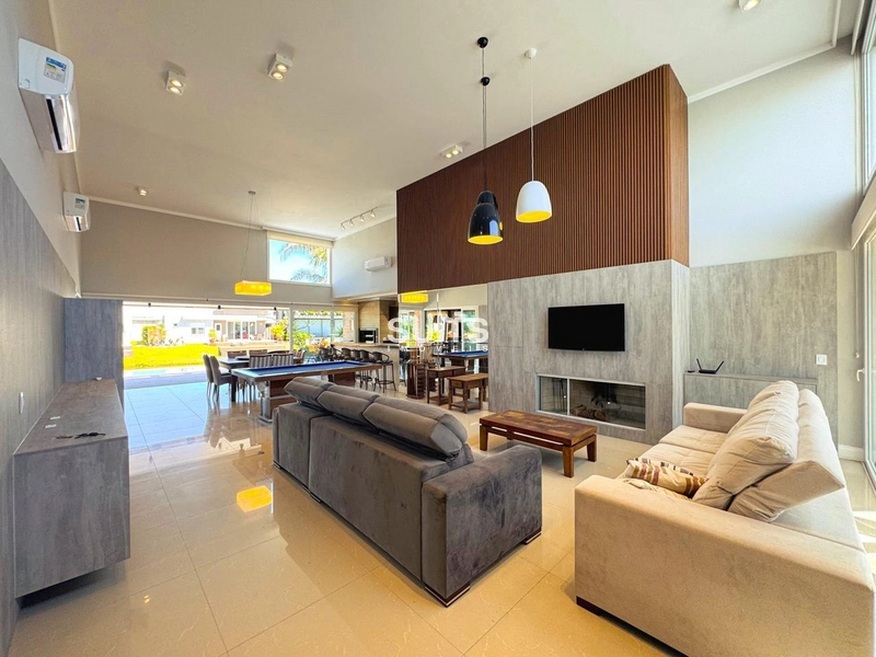 Excelente sobrado beira lago à venda no condomínio Malibu: 5ª foto da galeria de imagens do imóvel