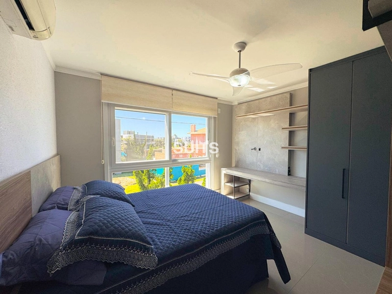 Excelente sobrado beira lago à venda no condomínio Malibu: 28ª foto da galeria de imagens do imóvel