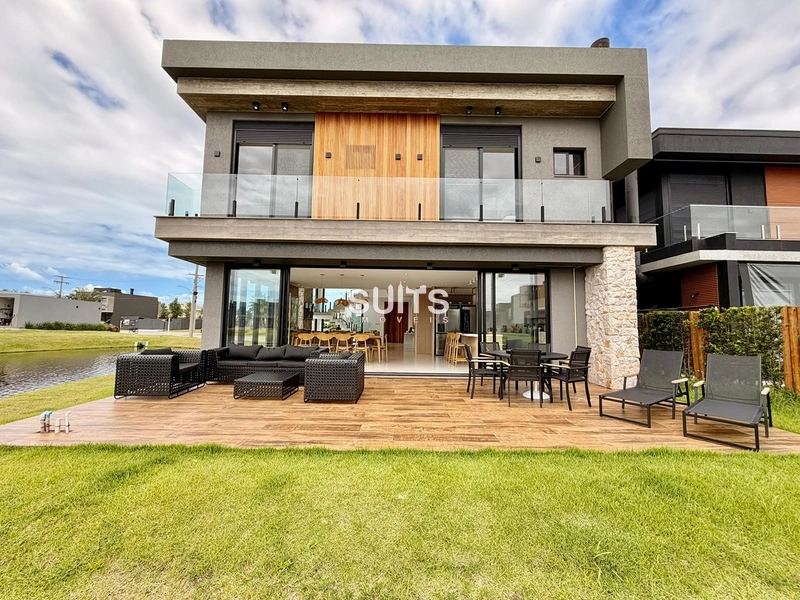 Excelente sobrado beira lago à venda Sunset : 46ª foto da galeria de imagens do imóvel