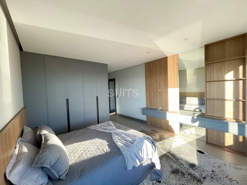 Excelente mansão beira lago no Condomínio Enseada: 35ª foto da galeria de imagens do imóvel