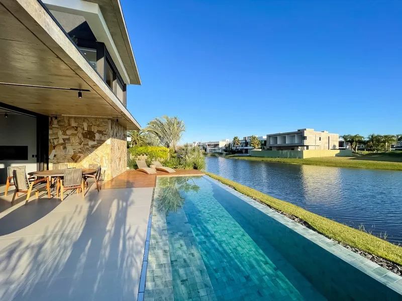 Excelente mansão beira lago no Condomínio Enseada: 21ª foto da galeria de imagens do imóvel