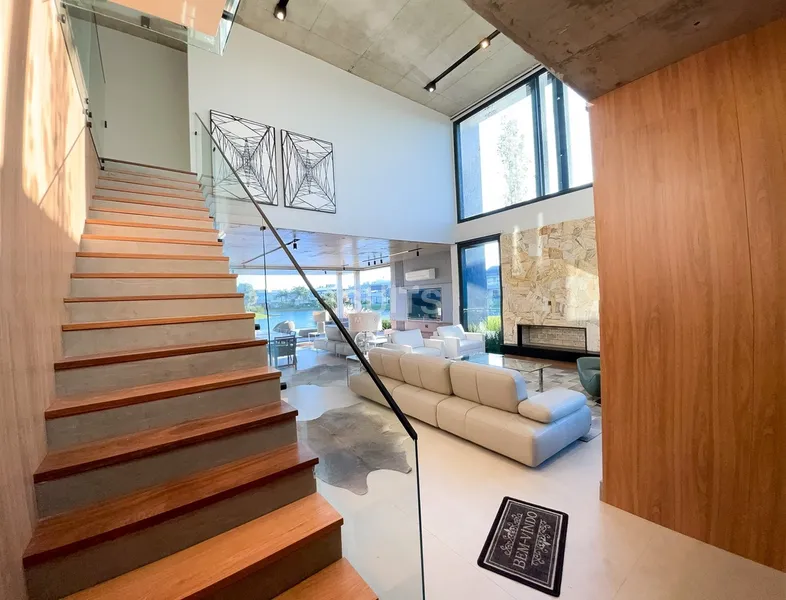 Excelente mansão beira lago no Condomínio Enseada: 25ª foto da galeria de imagens do imóvel