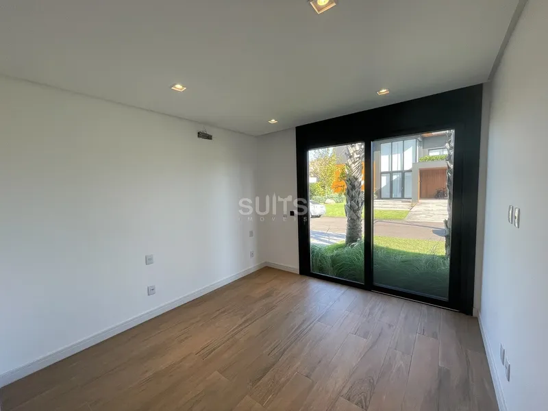 Excelente casa beira-lago nunca habitada no condomínio Celebration: 14ª foto da galeria de imagens do imóvel