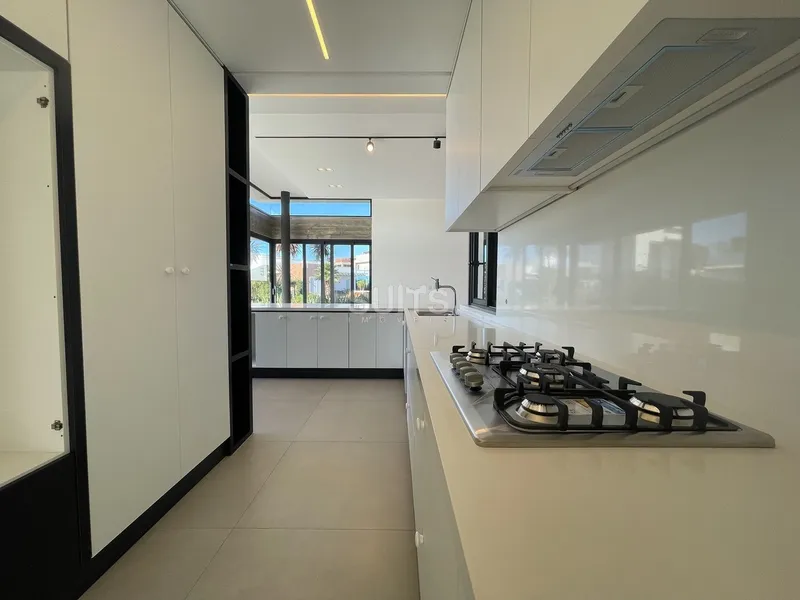 Excelente casa beira-lago nunca habitada no condomínio Celebration: 10ª foto da galeria de imagens do imóvel