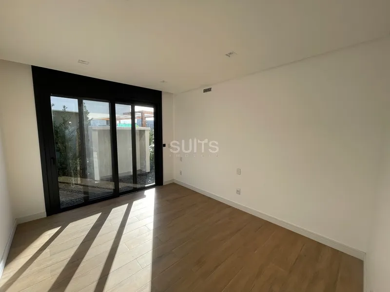 Excelente casa beira-lago nunca habitada no condomínio Celebration: 16ª foto da galeria de imagens do imóvel