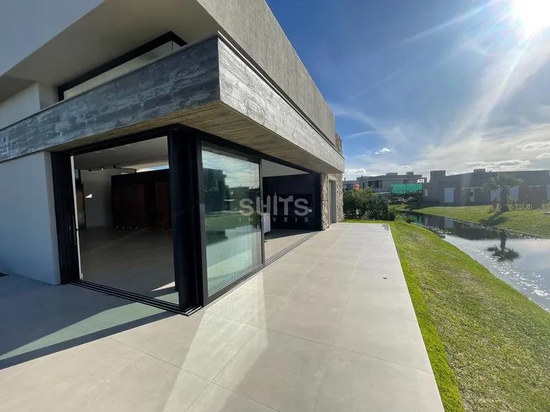 Excelente casa beira-lago nunca habitada no condomínio Celebration: 23ª foto da galeria de imagens do imóvel