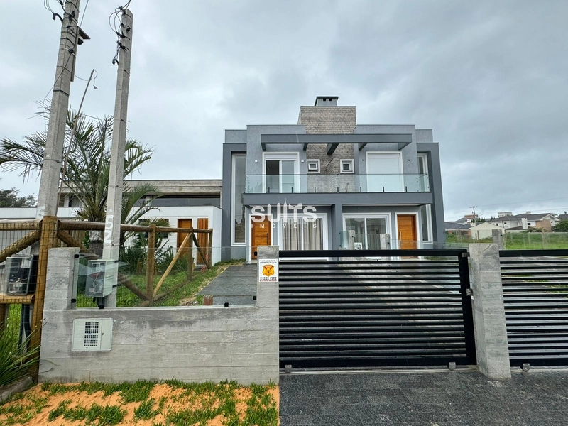 Ótimo duplex à poucos do mar no Centro de Xangri-Lá: 2ª foto da galeria de imagens do imóvel