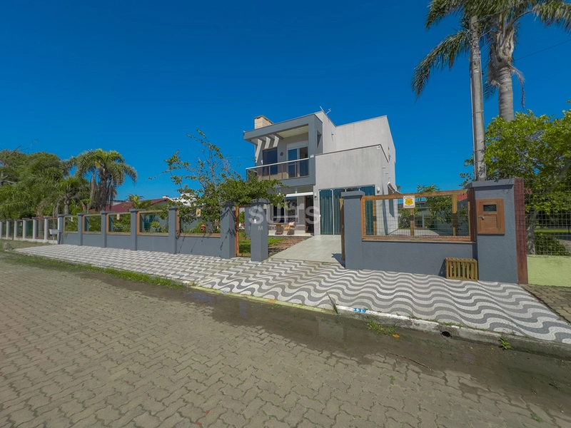 Excelente sobrado à venda na praia de Atlântida em Xangri-lá: 6ª foto da galeria de imagens do imóvel