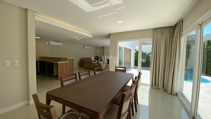 Excelente Sobrado no Centro de Xangri-Lá: 12ª foto da galeria de imagens do imóvel