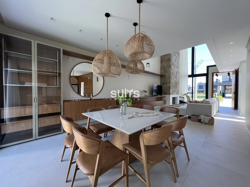 Sobrado imponente à venda no condomínio Sunset, em Xangri-lá.: 8ª foto da galeria de imagens do imóvel